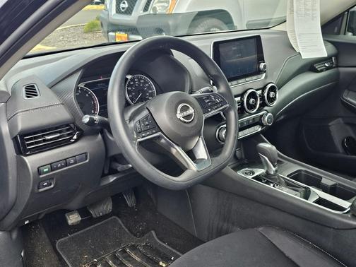 Super Black 2024 Nissan Sentra SV
