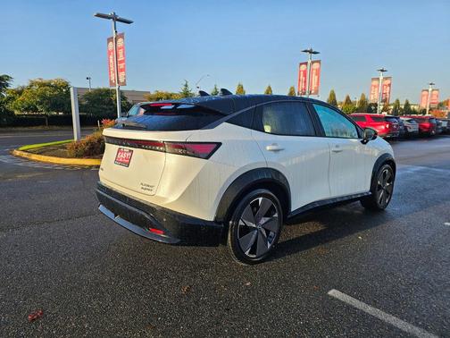 2025 Nissan ARIYA PLATINUM+