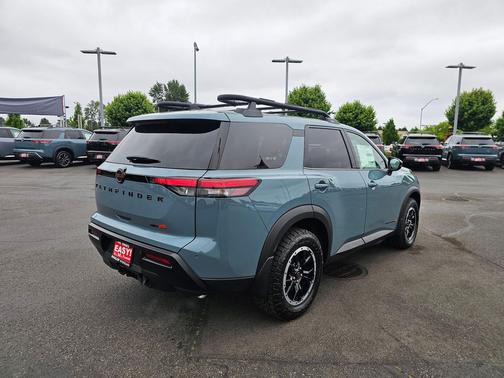 Baltic Teal 2026 Nissan Pathfinder Rock Creek