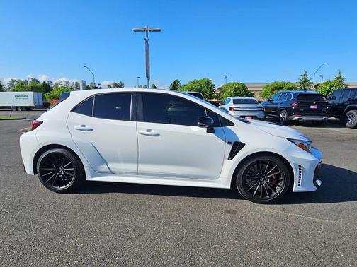 Ice 2025 Toyota GR Corolla Premium