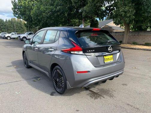 2025 Nissan Leaf SV PLUS