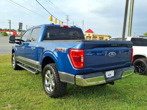 Antimatter Blue Metallic 2022 Ford F-150 XLT