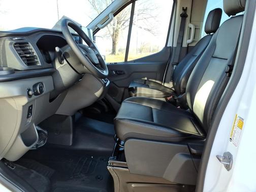 2026 Ford Transit-350 XL