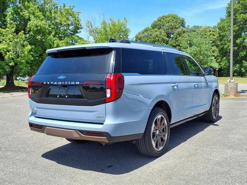 Glacier Gray Metallic TriCoat 2025 Ford Expedition Max King Ranch