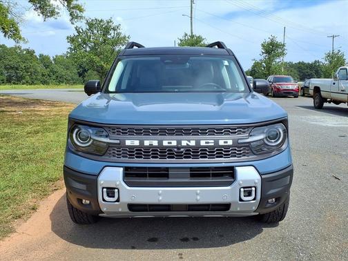 Azure Gray Metallic Tri-Coat 2025 Ford Bronco Sport Badlands