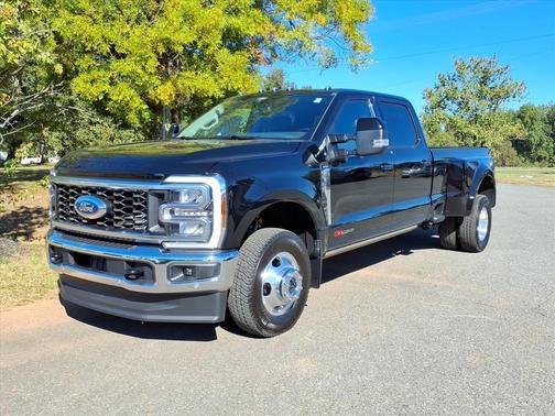 2026 Ford F-350 Lariat