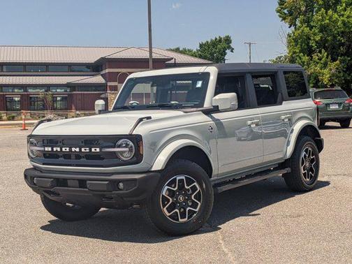Cactus Gray 2023 Ford Bronco Outer Banks