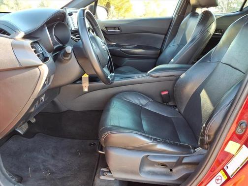 2018 Toyota C-HR XLE