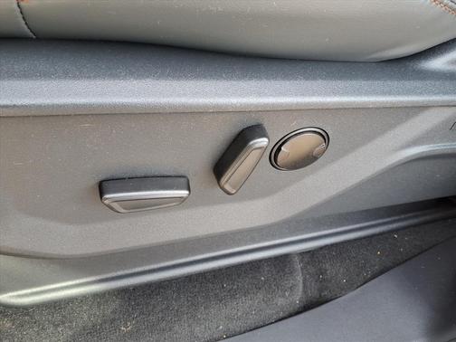 2025 Ford Expedition Max Active 4x4