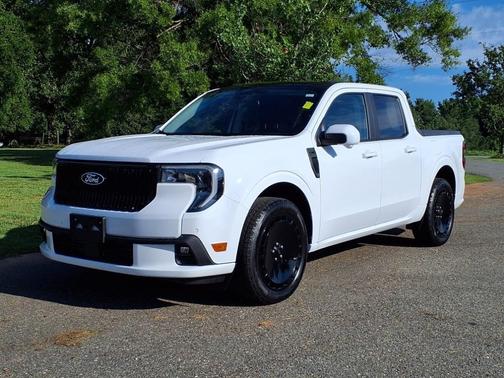 2025 Ford Maverick Lobo