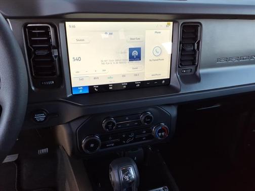 2025 Ford Bronco Base