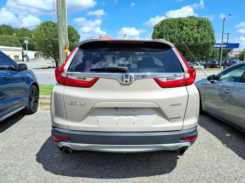 Sandstorm Metallic 2017 Honda CR-V Touring
