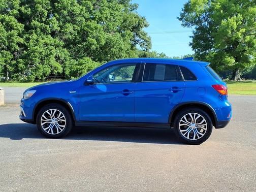 Octane Blue Metallic 2019 Mitsubishi Outlander Sport SE