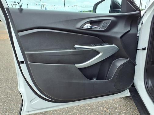 2025 Chevrolet Trax FWD 1RS