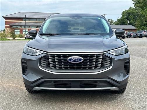 Carbonized Gray Metallic 2024 Ford Escape Active