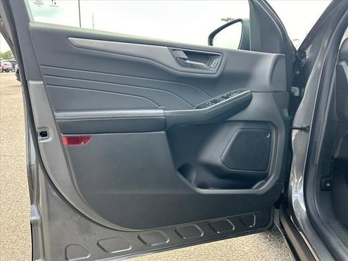 Carbonized Gray Metallic 2024 Ford Escape Active