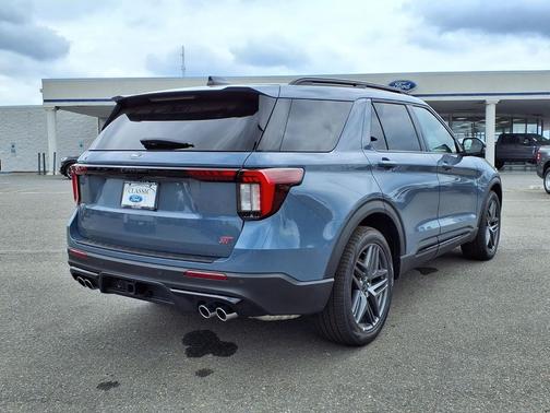 Vapor Blue Metallic 2026 Ford Explorer ST