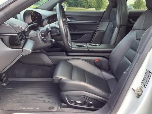 2020 Porsche Taycan 4S