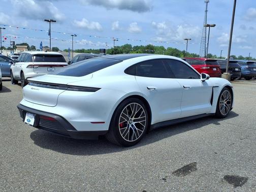 2020 Porsche Taycan 4S