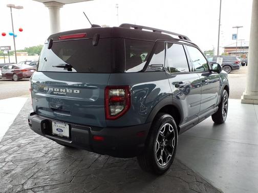 Azure Gray Metallic Tri-Coat 2026 Ford Bronco Sport Outer Banks