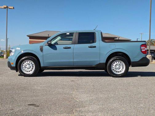 Area 51 2023 Ford Maverick XL