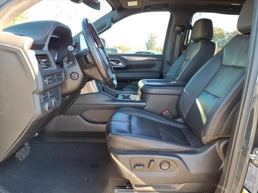 2022 Chevrolet Suburban RST