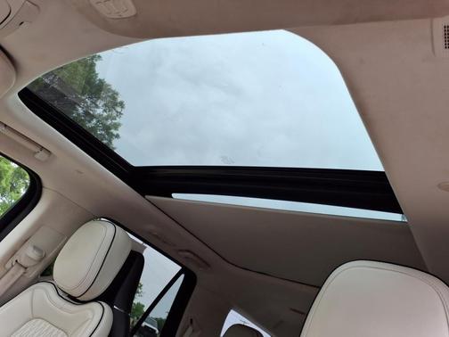 2018 Lincoln Navigator Black Label