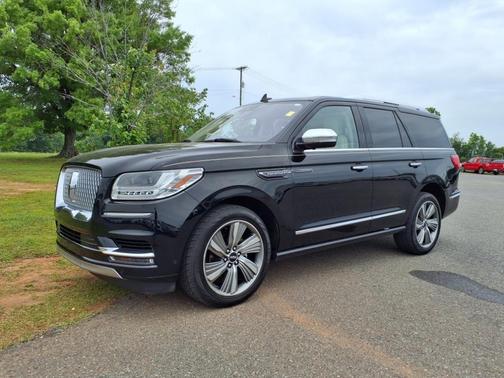 2018 Lincoln Navigator Black Label