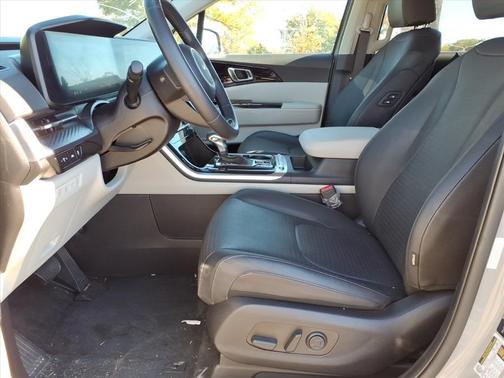 2024 Kia Carnival SX Prestige