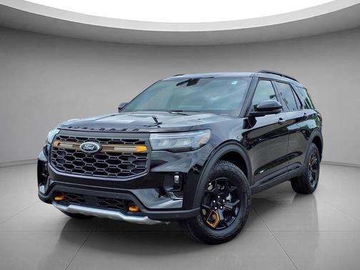 Agate Black Metallic 2026 Ford Explorer Tremor