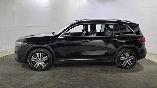 2022 Mercedes-Benz EQB 300 4MATIC