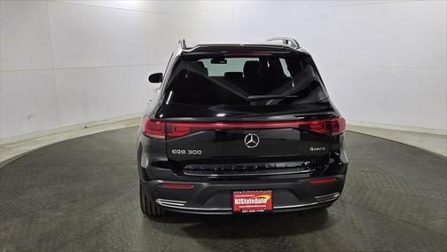 2022 Mercedes-Benz EQB 300 4MATIC
