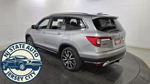 2020 Honda Pilot Touring 8-Passenger