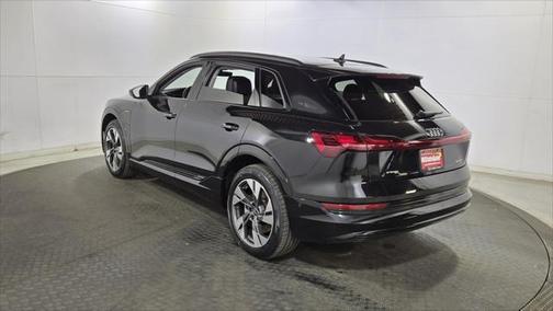 2022 Audi e-tron Premium