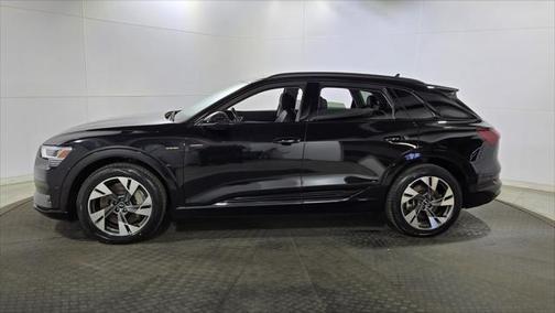 2022 Audi e-tron Premium
