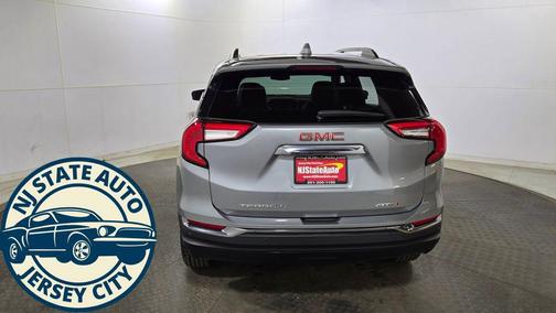 2023 GMC Terrain AWD AT4