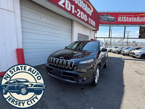 Brilliant Black Crystal Pearlcoat 2014 Jeep Cherokee Limited