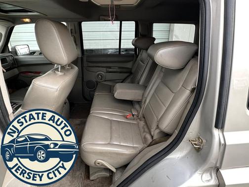 2007 Jeep Commander Sport