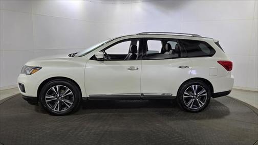 2018 Nissan Pathfinder Platinum
