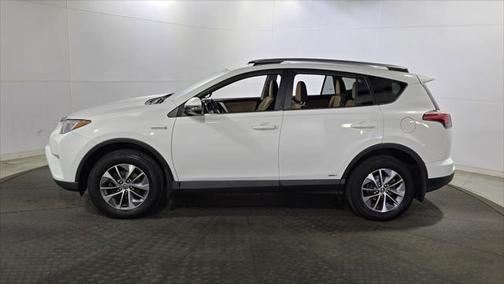 2017 Toyota RAV4 Hybrid LE Plus