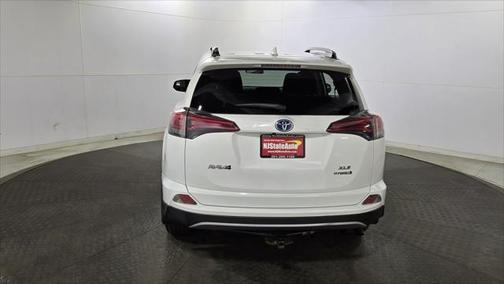 2017 Toyota RAV4 Hybrid LE Plus