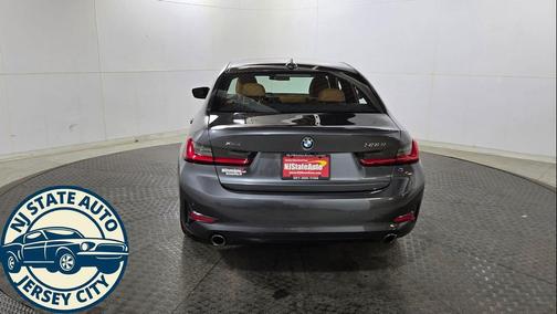 Mineral Gray Metallic 2019 BMW 330 xDrive