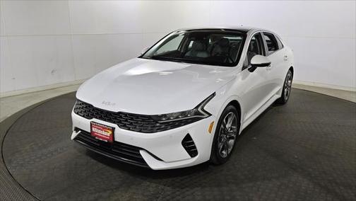 2022 Kia K5 EX