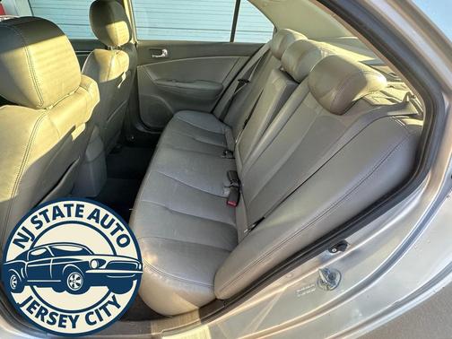 2009 Hyundai SONATA Limited
