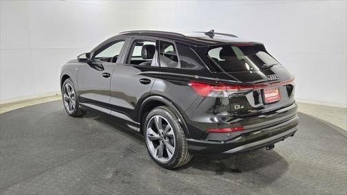 2024 Audi Q4 e-tron Premium 55 quattro