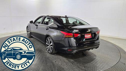 2020 Nissan Altima SR FWD