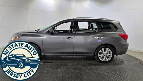 2018 Nissan Pathfinder SL