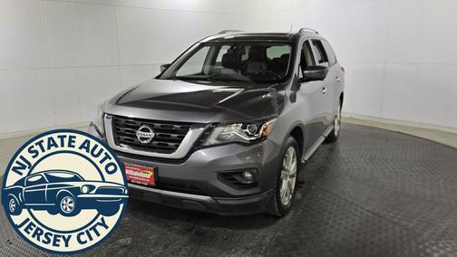 2018 Nissan Pathfinder SL