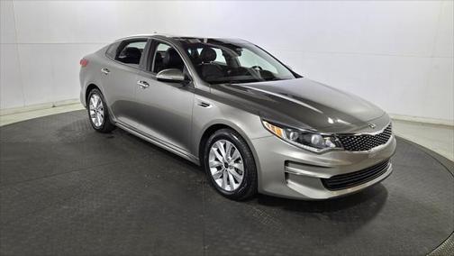 2017 Kia Optima EX