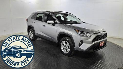 2020 Toyota RAV4 Hybrid XLE